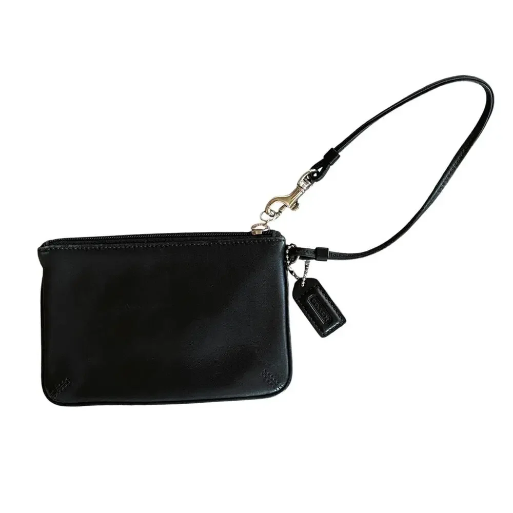 COACH Leatherware Small Smooth Black Leather Y2K Top Zip Wristlet Hang Tag